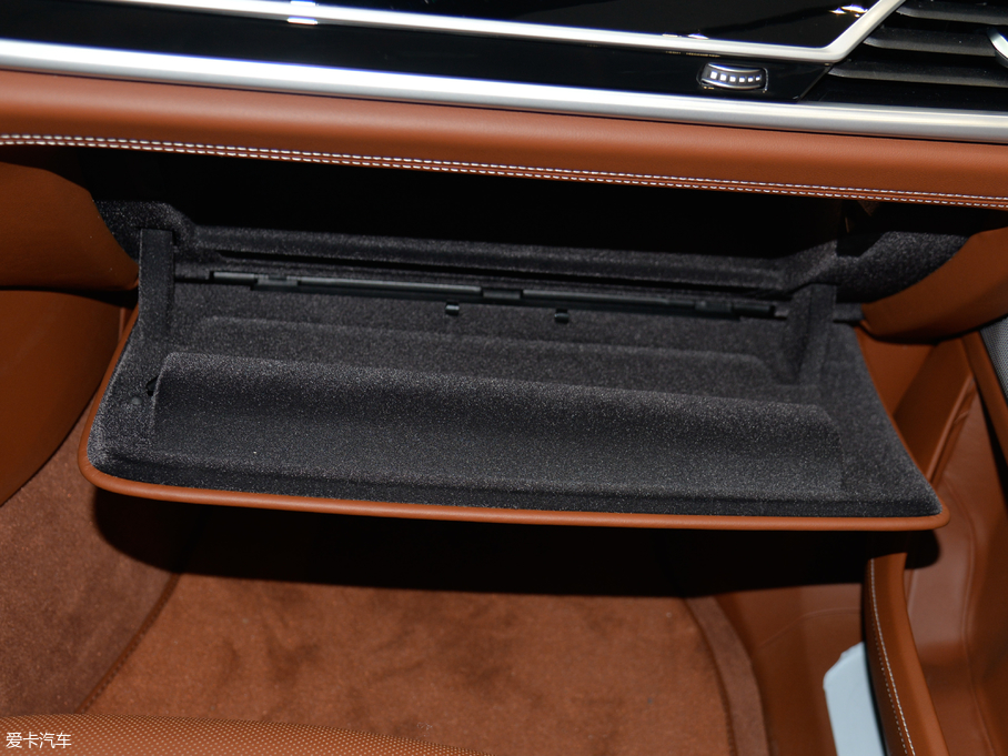 2018R7ϵ 740Li xDrive  M\(yn)(dng)b