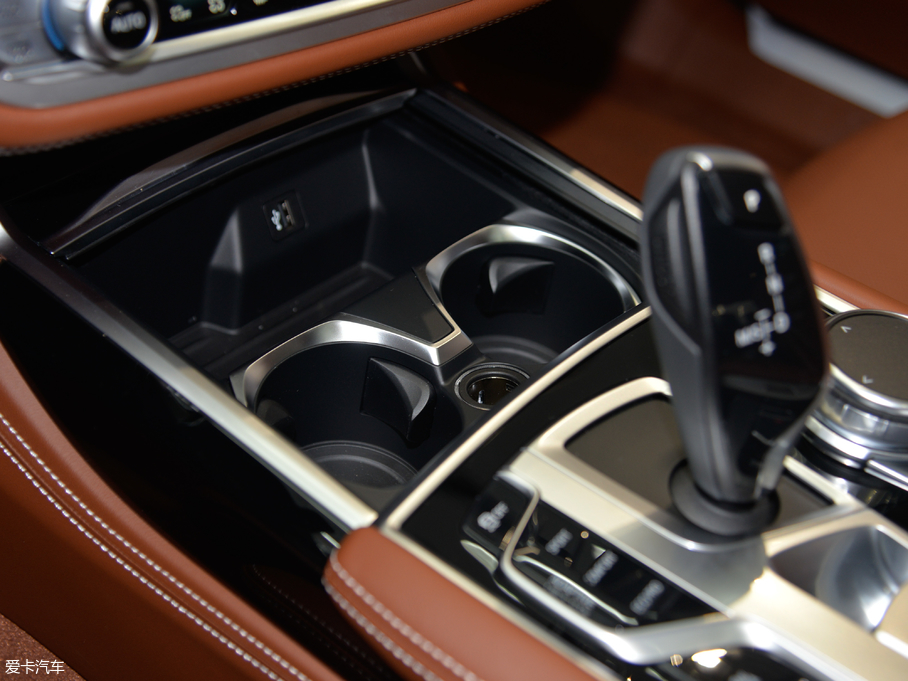 2018R7ϵ 740Li xDrive  M\b