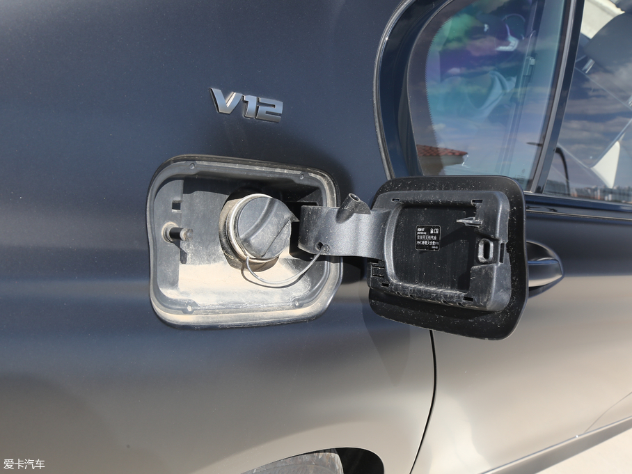 2018R7ϵ M760Li xDrive