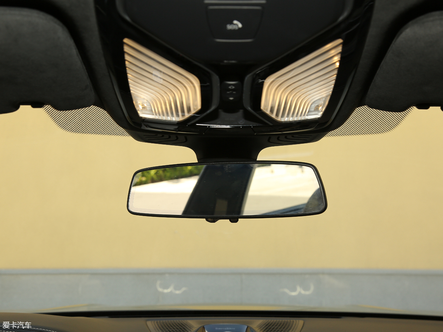 2018R7ϵ M760Li xDrive