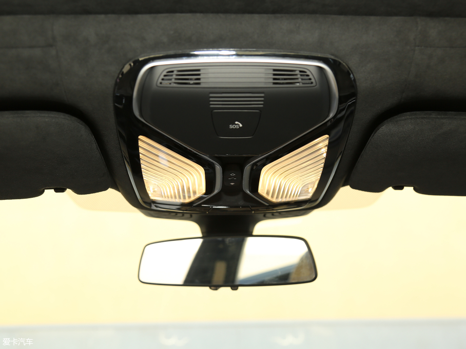 2018R7ϵ M760Li xDrive