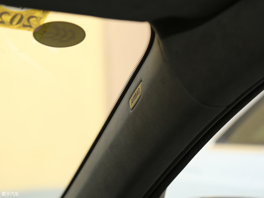 2018R7ϵ M760Li xDrive