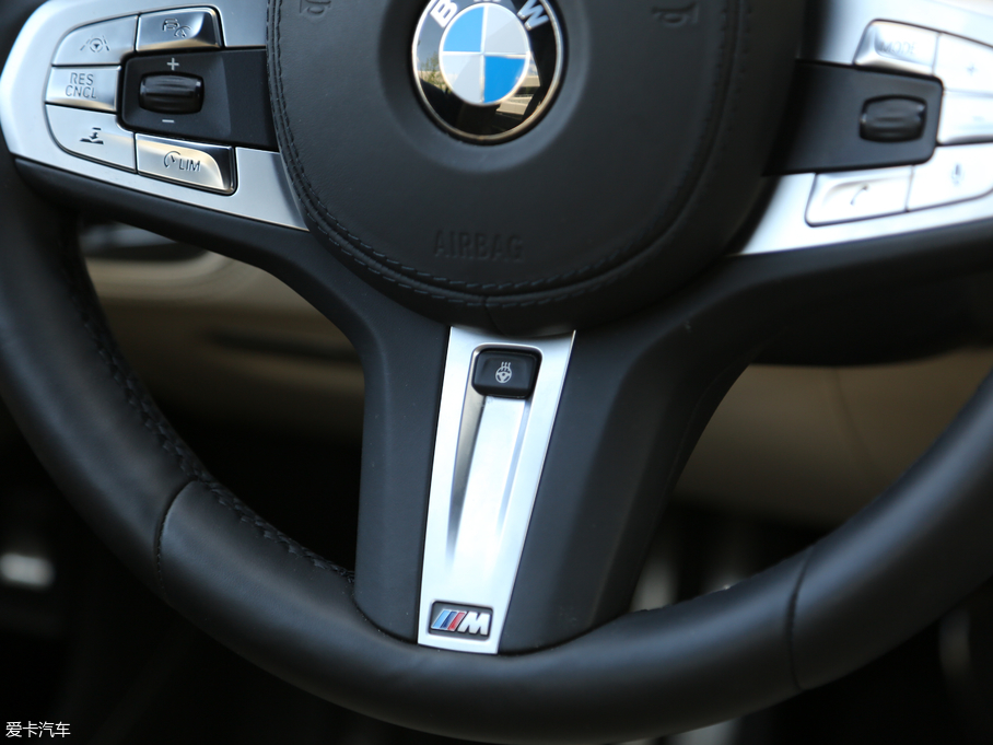 2018R7ϵ M760Li xDrive