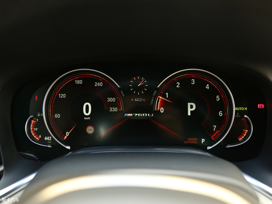2018R7ϵ M760Li xDrive