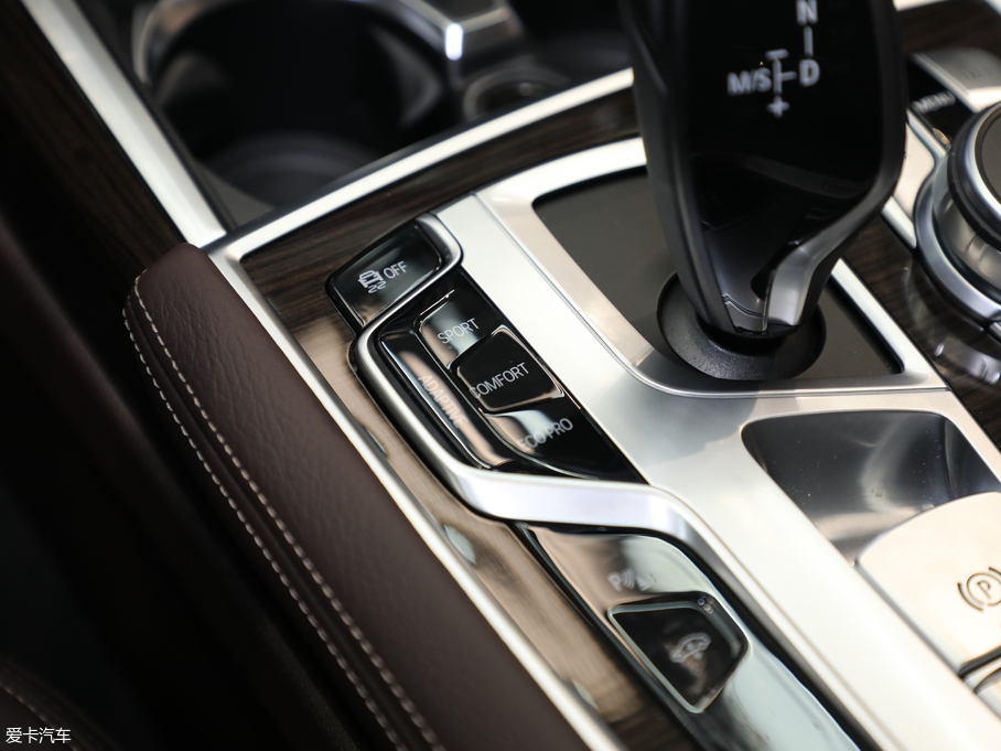 2018R7ϵ 730Li I ׿Խb