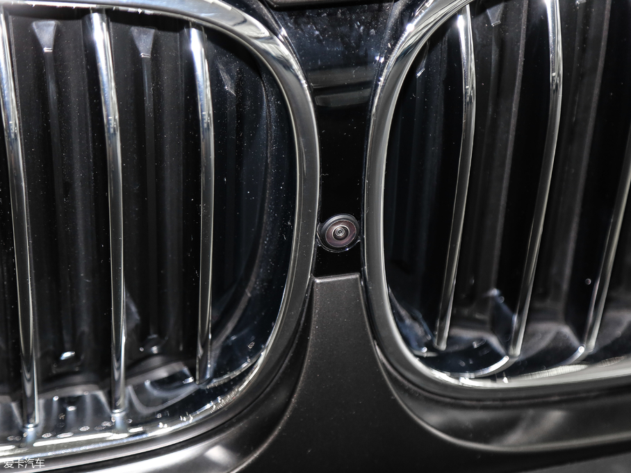 2018R7ϵ 740Li xDrive  M\(yn)(dng)b