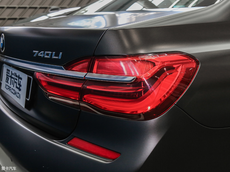 2018R7ϵ 740Li xDrive  M\(yn)(dng)b