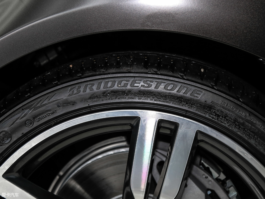 2018R7ϵ 740Li xDrive  M\b