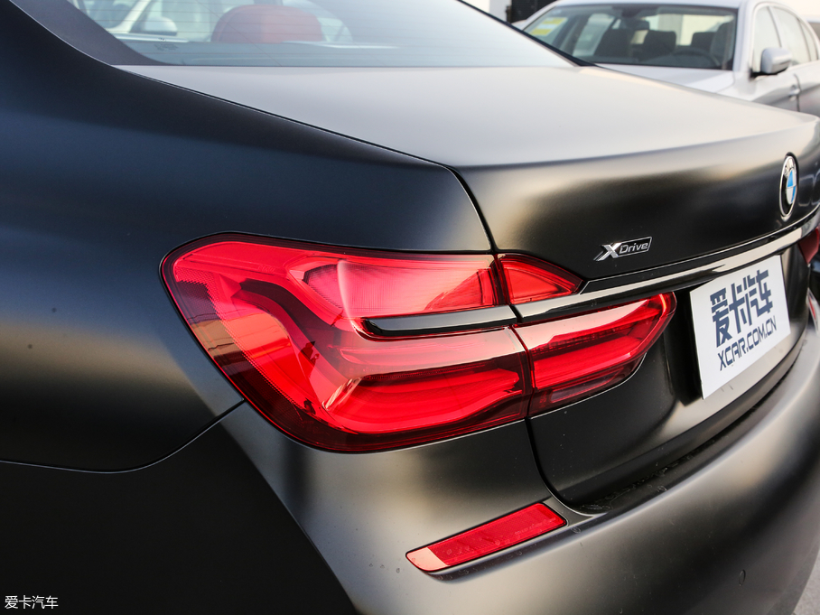 2018R7ϵ 740Li xDrive  M\b 