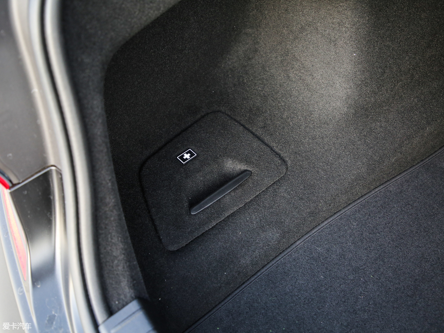 2018R7ϵ 740Li xDrive  M\b 