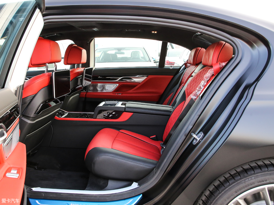 2018R7ϵ 740Li xDrive  M\b 