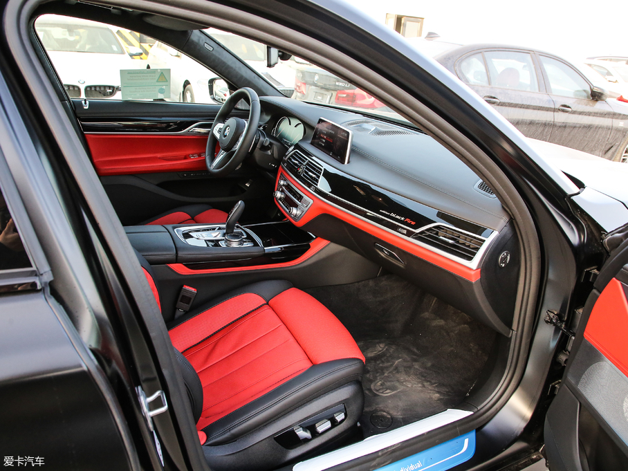 2018R7ϵ 740Li xDrive  M\b 