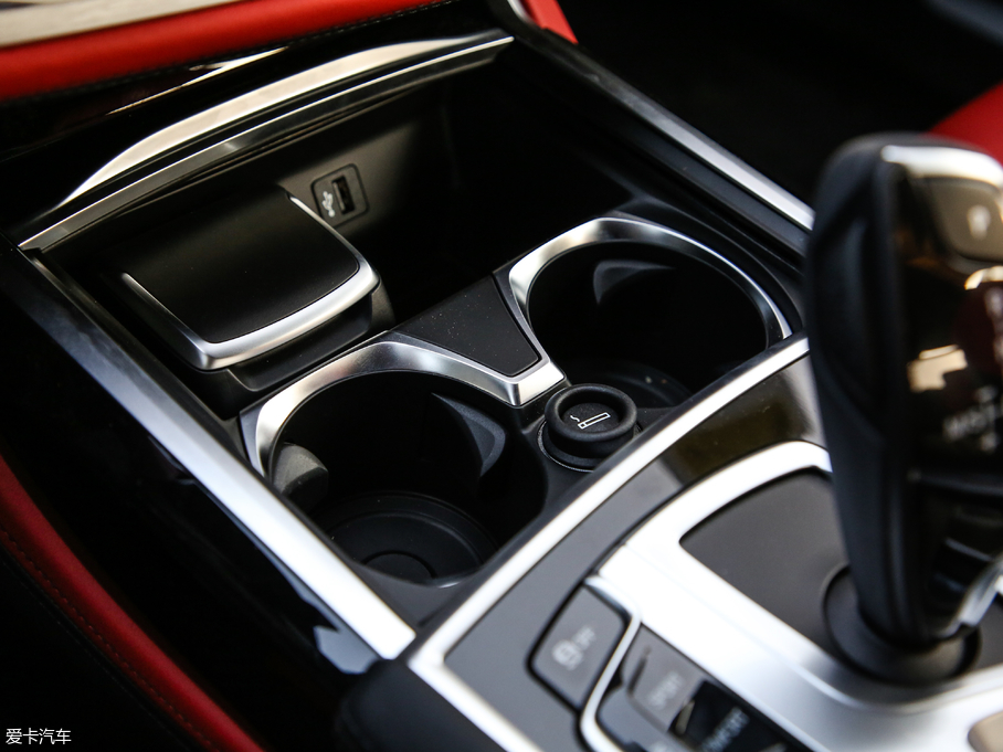 2018R7ϵ 740Li xDrive  M\b 