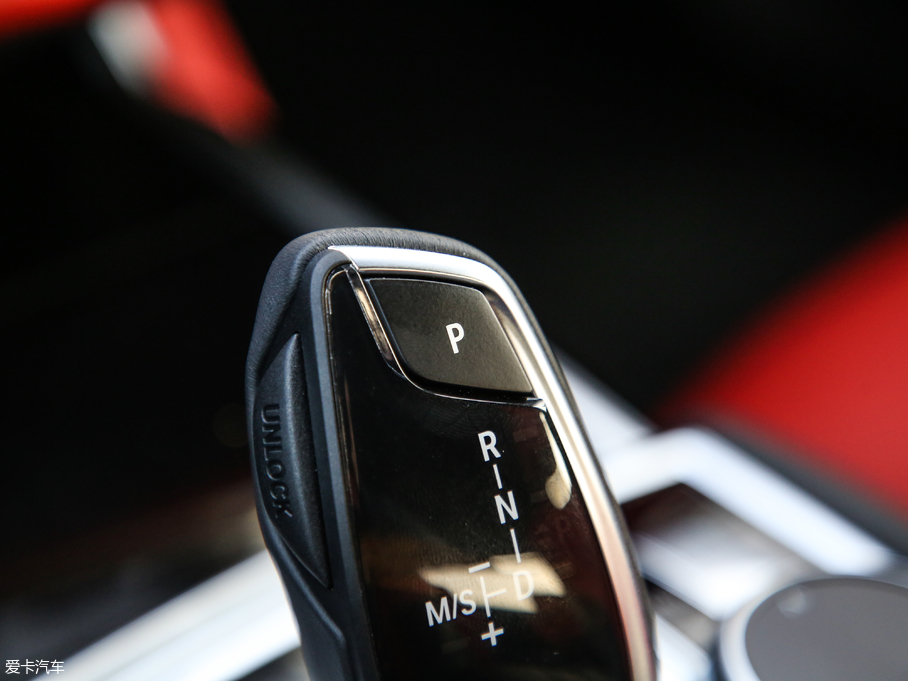 2018R7ϵ 740Li xDrive  M\b 