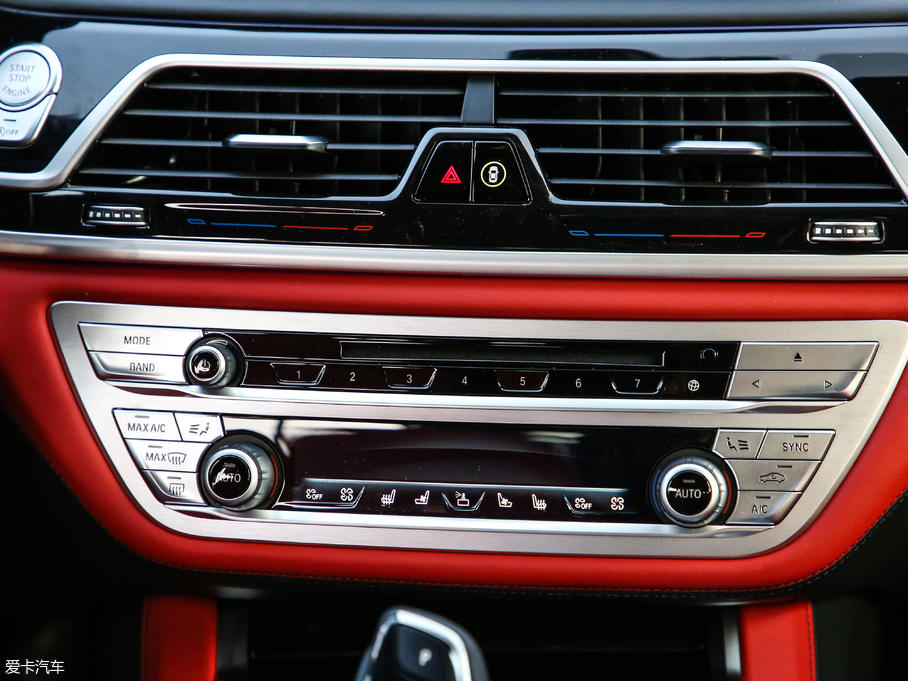 2018R7ϵ 740Li xDrive  M\(yn)(dng)b 