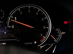 2018730Li I M\b п؅^