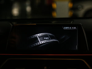 2018M760Li xDrive п؅^