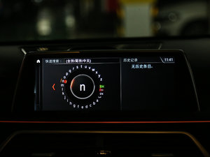 2018M760Li xDrive п؅^