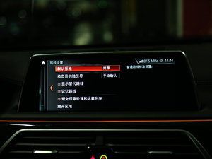 2018M760Li xDrive п؅^