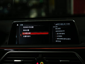 2018M760Li xDrive п؅^