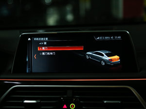 2018M760Li xDrive п؅^