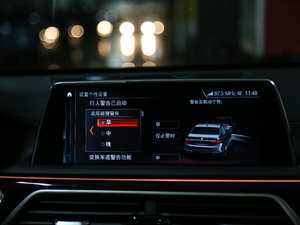 2018M760Li xDrive п؅^