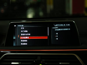 2018M760Li xDrive п؅^