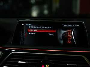 2018M760Li xDrive п؅^