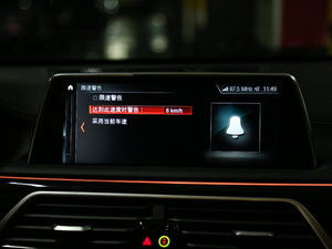 2018M760Li xDrive п؅^