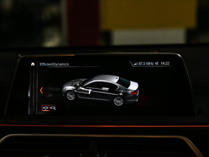 2018M760Li xDrive п؅^