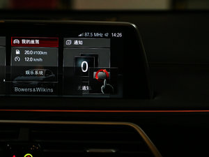 2018M760Li xDrive п؅^(q)