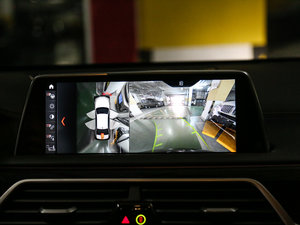 2018M760Li xDrive п؅^