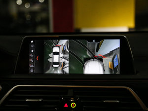 2018M760Li xDrive п؅^