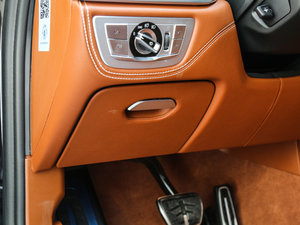 2018M760Li xDrive п؅^