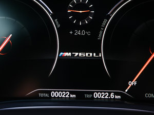 2018M760Li xDrive п؅^(q)