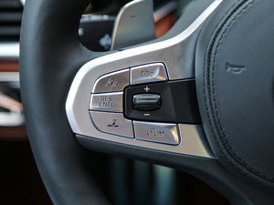 2018M760Li xDrive п؅^(q)