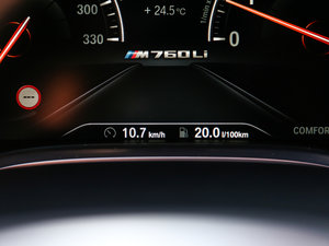 2018M760Li xDrive п؅^(q)