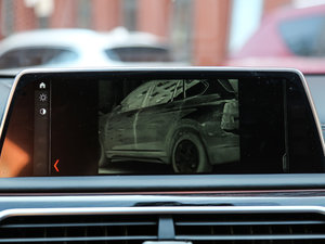 2018M760Li xDrive п؅^