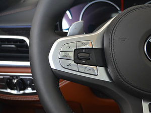 2018M760Li xDrive п؅^