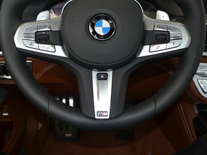 2018M760Li xDrive п؅^