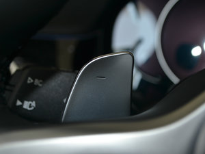 2018M760Li xDrive п؅^