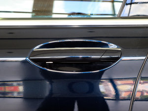 2018740Li xDrive  ׿Խb {T