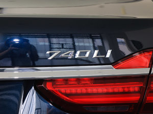 2018740Li xDrive  ׿Խb (x)(ji)^