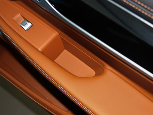 2018740Li xDrive  ׿Խb g