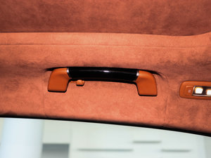 2018740Li xDrive  ׿Խb g