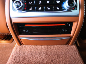 2018740Li xDrive  ׿Խb g