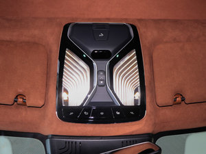 2018740Li xDrive  ׿Խb g