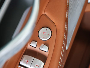 2018740Li xDrive  ׿Խb п؅^(q)