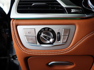 2018740Li xDrive  ׿Խb п؅^(q)