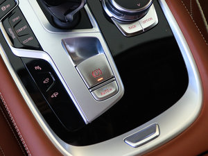 2018740Li xDrive  ׿Խb v܇Ƅ